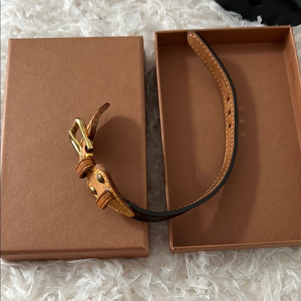 Louis Vuitton Theda Brown and Gold Monogram Bracelet with Box - Picture 11 of 12